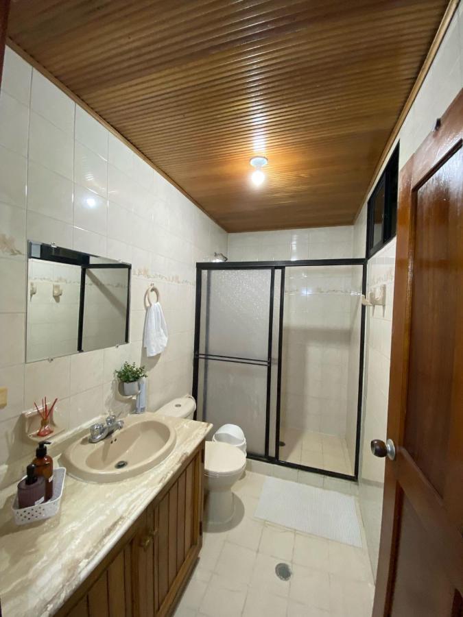 Habitaciones Independientes Cerca Al Aeropuerto 3 Cartagena Exterior foto